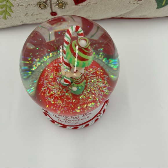 Precious Moments Wishing You The Sweetest Holiday - Picture 4 of 10